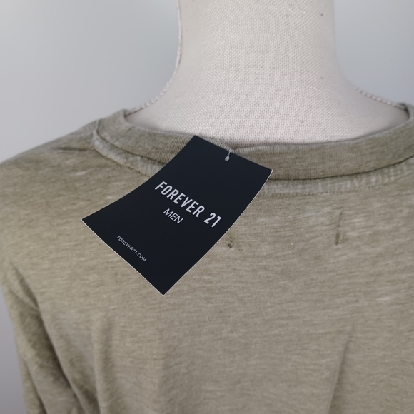 Forever 21 NEW Floral Peace Sign T-Shirt Men Large Green -Short Sleeve Tee - Picture 4 of 12